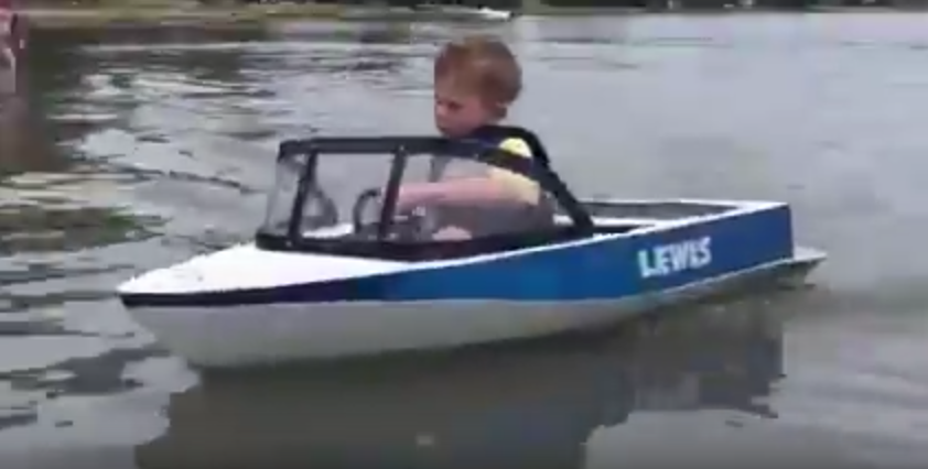 louis mini boat